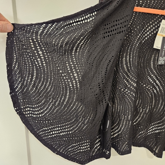 NWT - Cable & Gauge Black Sweater Wrap - Size 2X - Picture 4 of 7